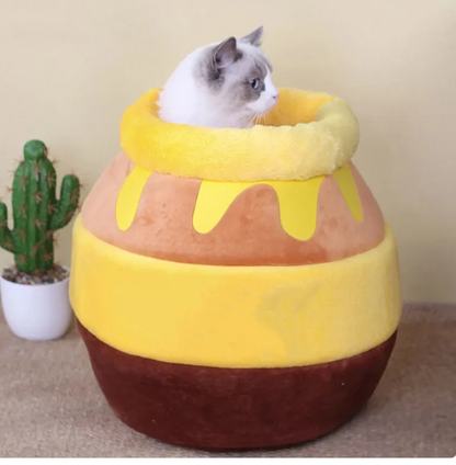 All-Season Cozy Pet Nest
